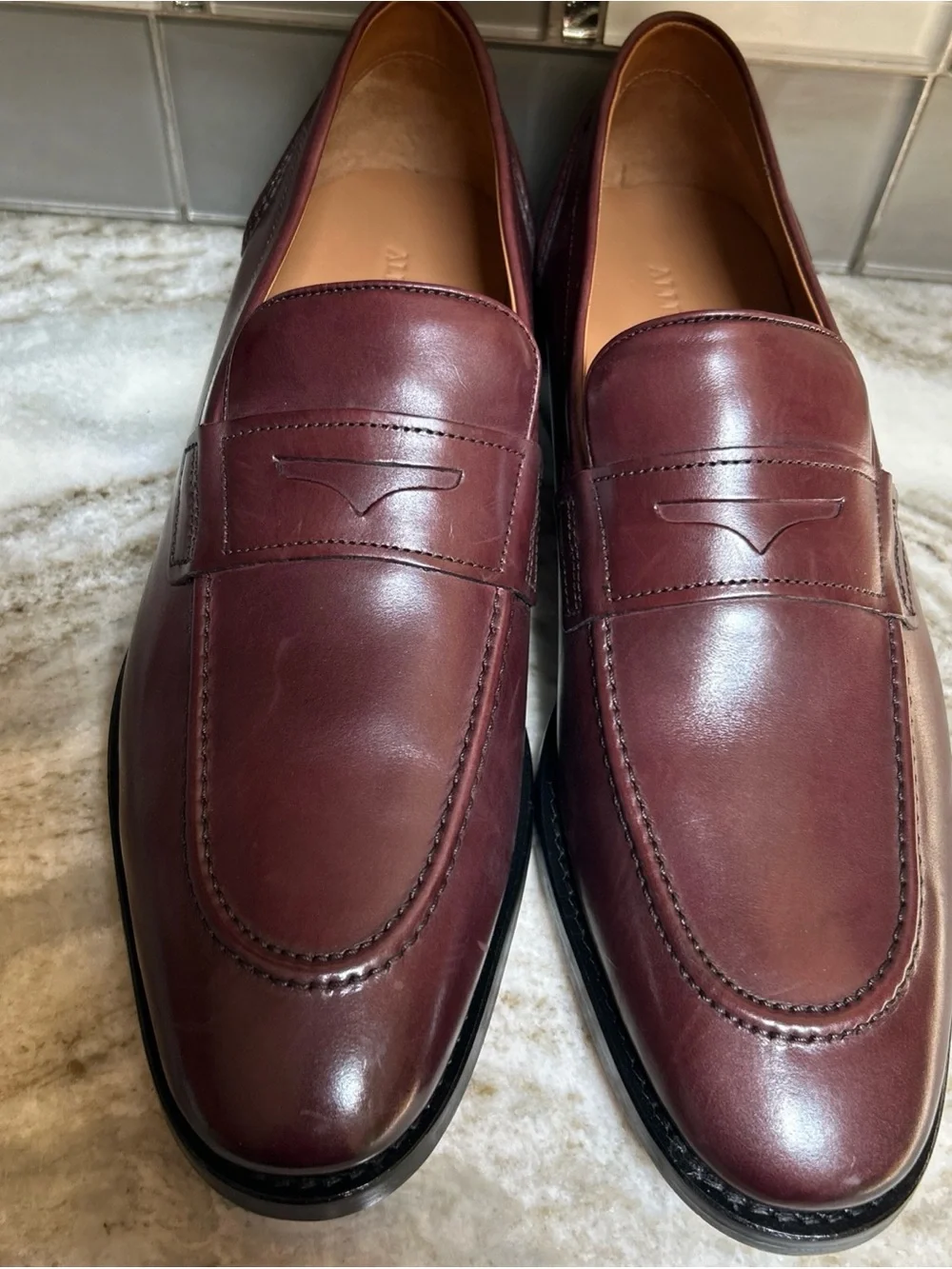 Allen Edmonds Eli Loafer Mens 9.5 D Burgundy Leather Penny Loafers  New. No box